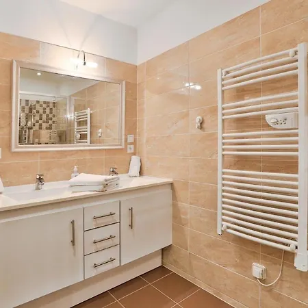 Comtesse De Dordogne *