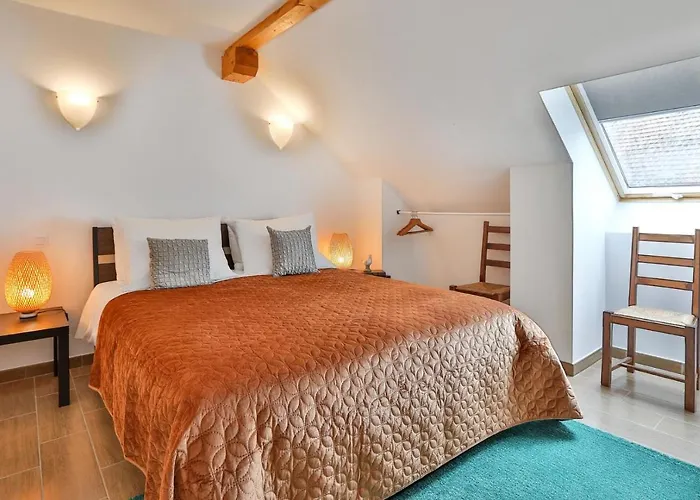 Comtesse De Dordogne * Les Eyzies