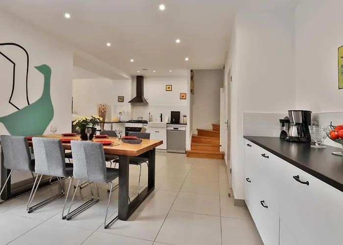 Comtesse De Dordogne * Les Eyzies