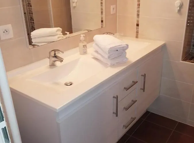 Comtesse De Dordogne * Les Eyzies